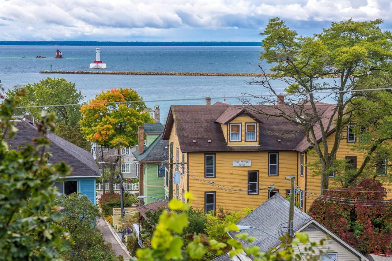 Pine Cottage Bed & Breakfast Mackinac Island Esterno foto